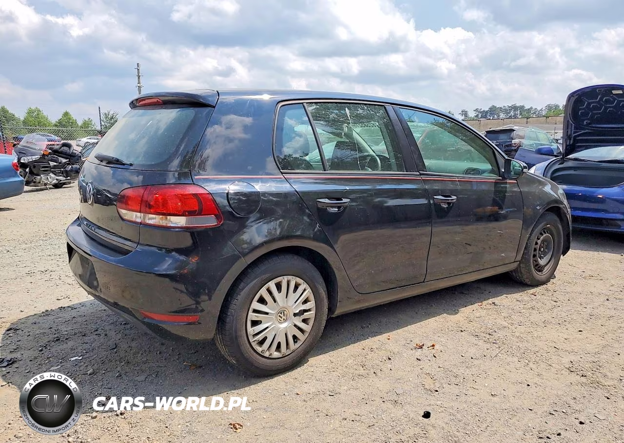 2013 Volkswagen Golf VIN:WVWDB7AJ9DW131331 - 3