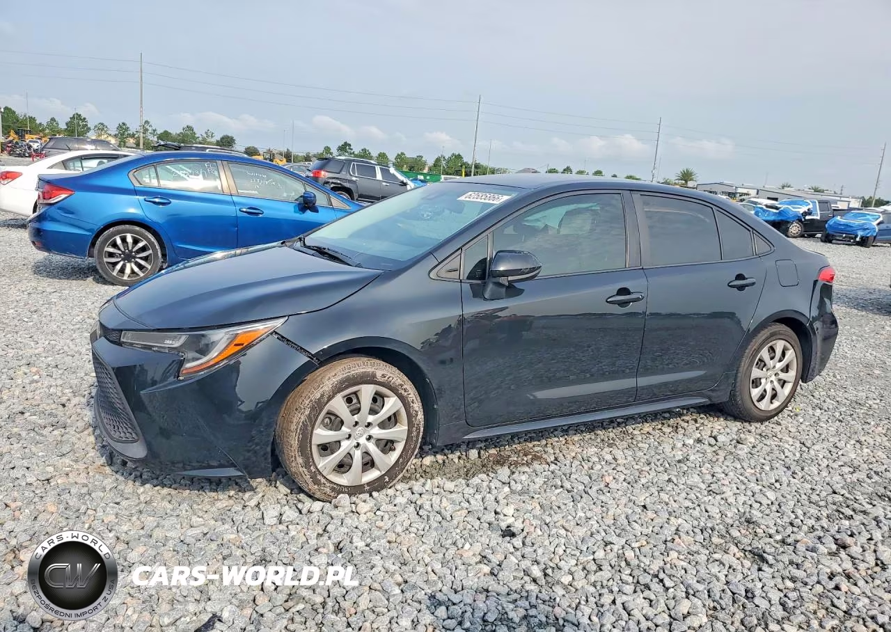 2021 Toyota Corolla Le – zdjęcie 1 z 12