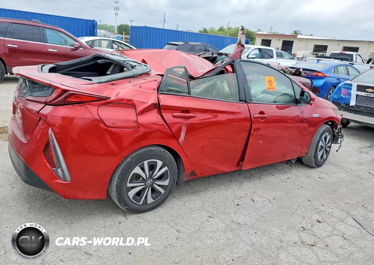 2019 Toyota Prius Prime VIN:JTDKARFP9K3106852 - 3