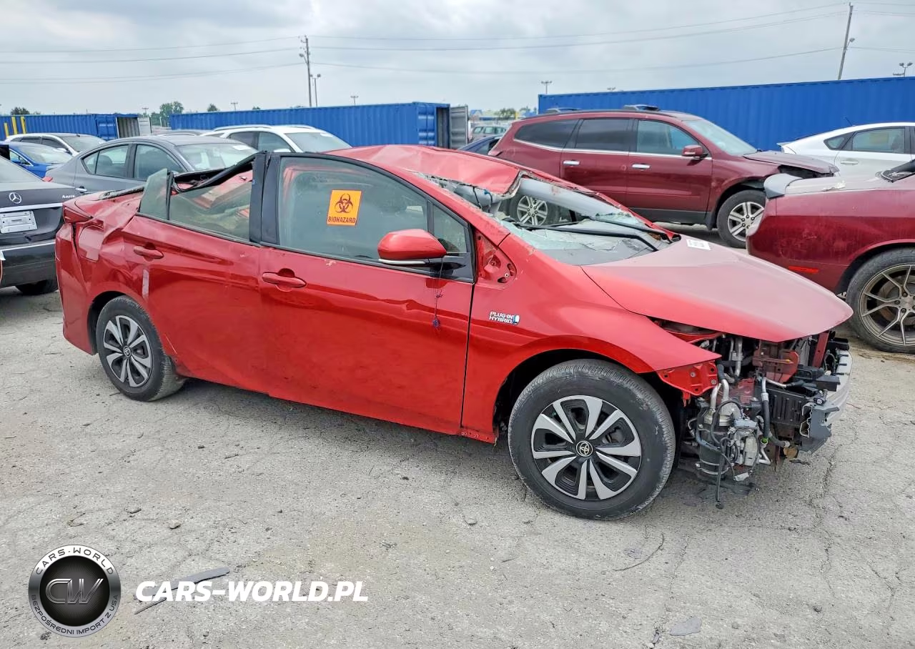 2019 Toyota Prius Prime VIN:JTDKARFP9K3106852 - 4