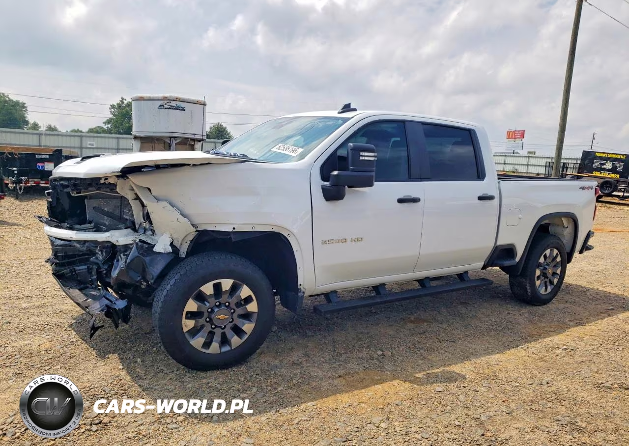 2024 Chevrolet Silverado K2500 Custom – zdjęcie 1 z 12