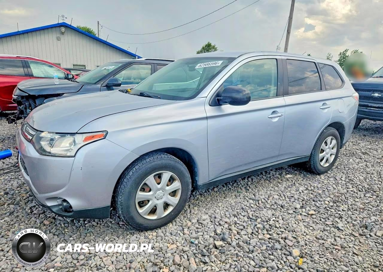 2014 Mitsubishi Outlander Es – zdjęcie 1 z 12