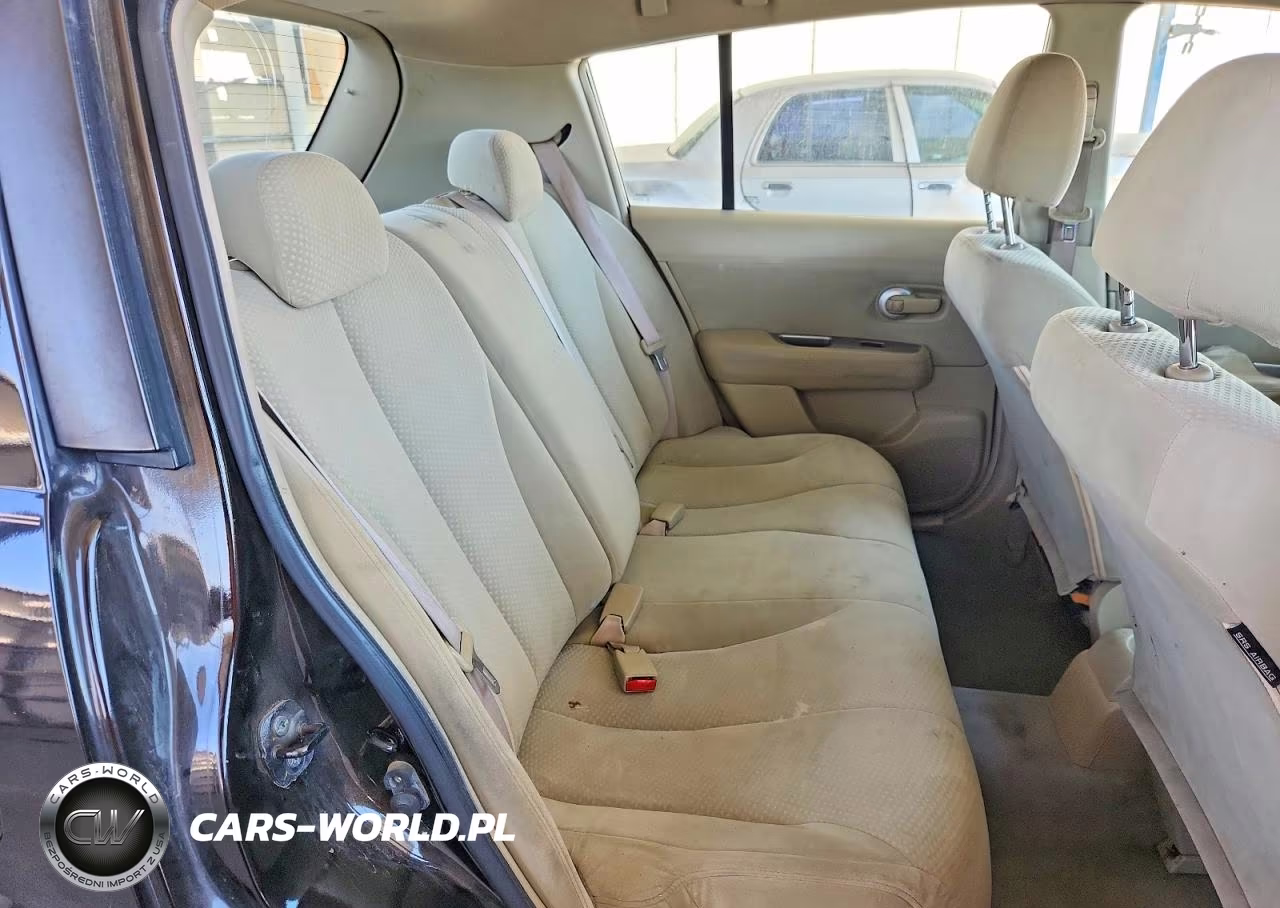 2010 Nissan Versa 1.8 S VIN:3N1BC1CP4AL441636 - 10