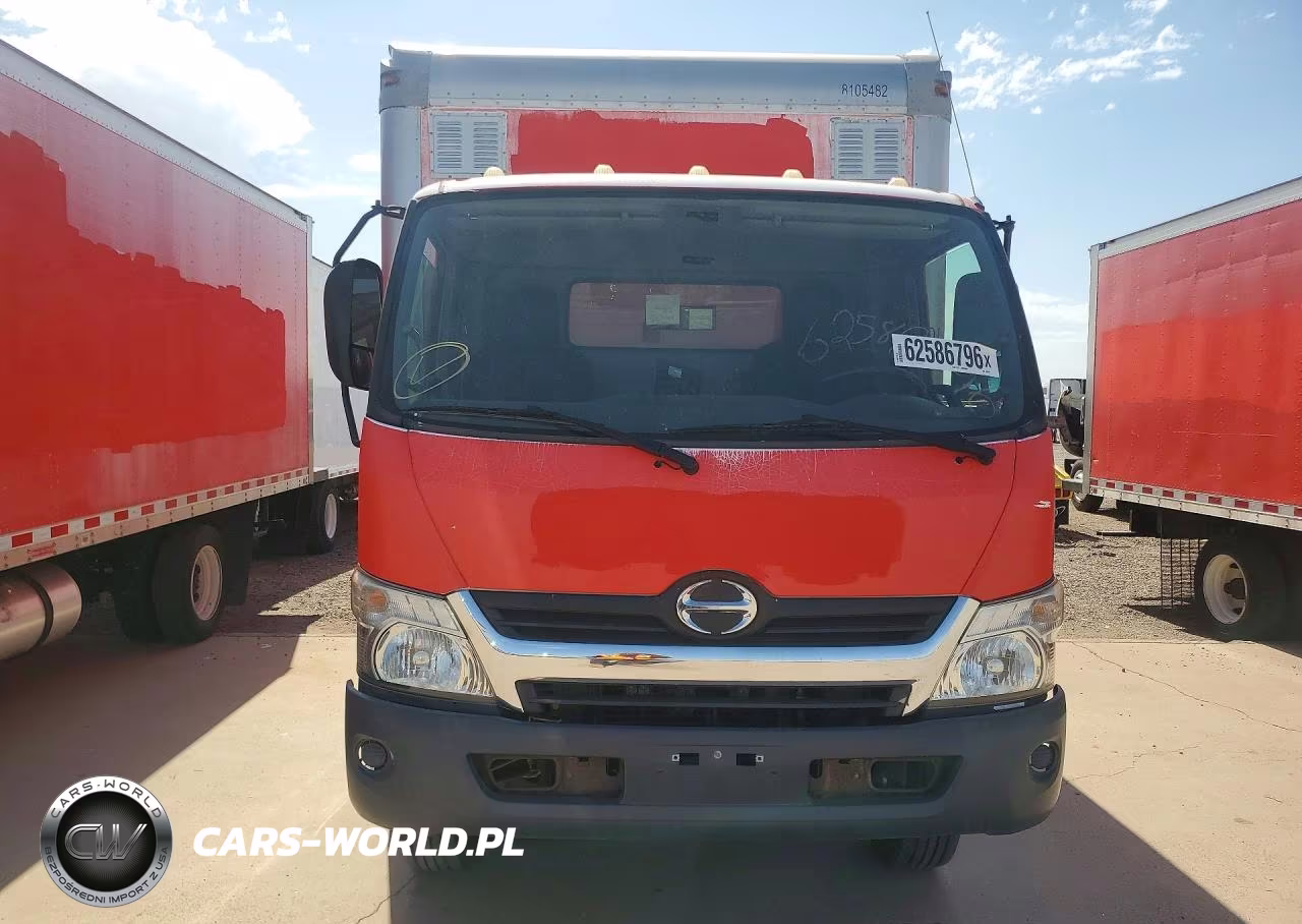 2017 Hino 195 Box Truck VIN:JHHSDM2H5HK005859 - 5
