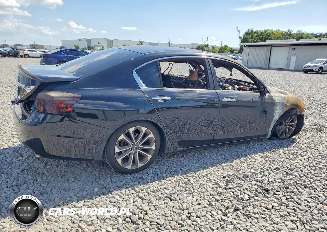2013 Honda Accord Sport VIN:1HGCR2F5XDA152435 - 3