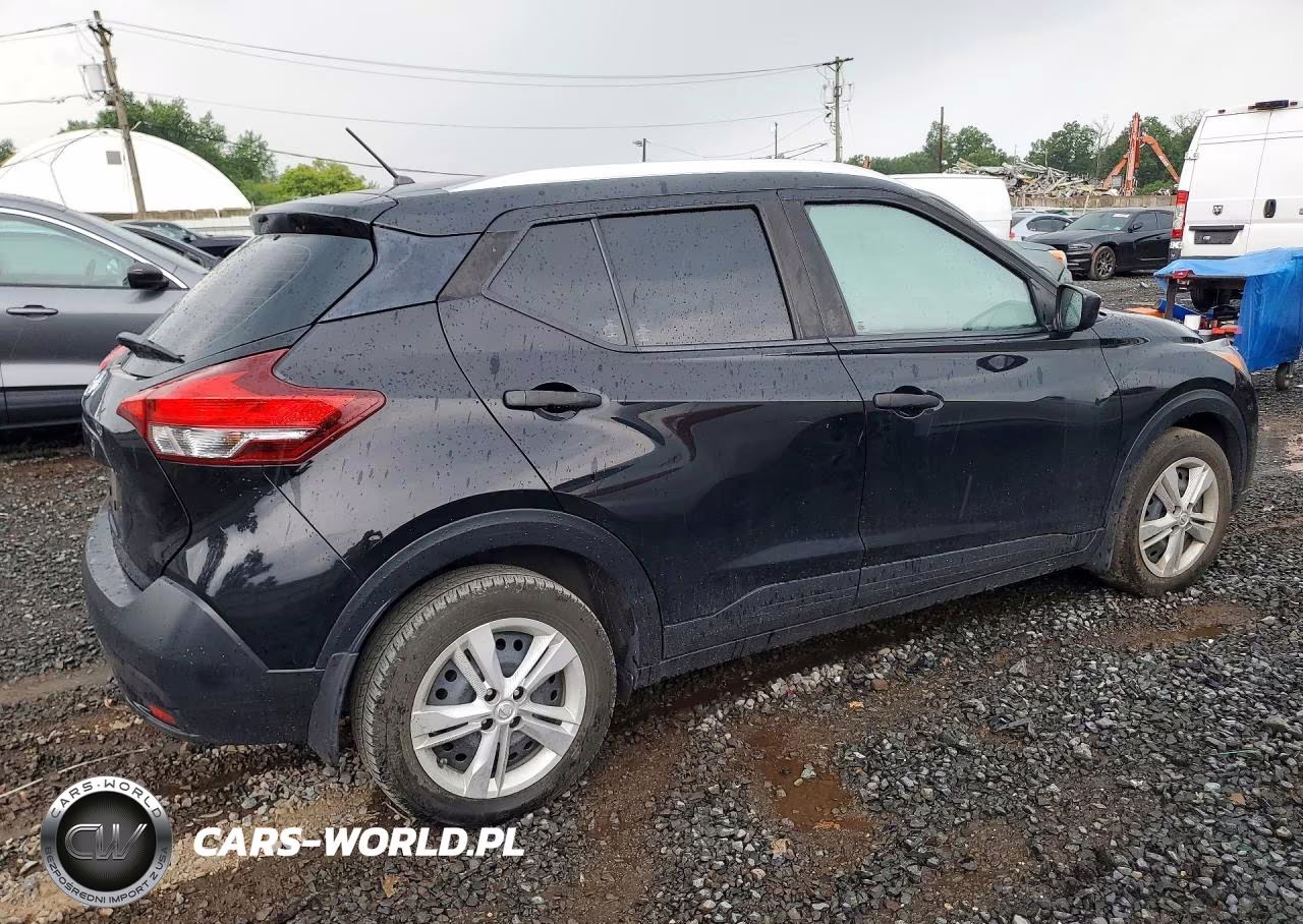 2019 Nissan Kicks S VIN:3N1CP5CUXKL530828 - 3