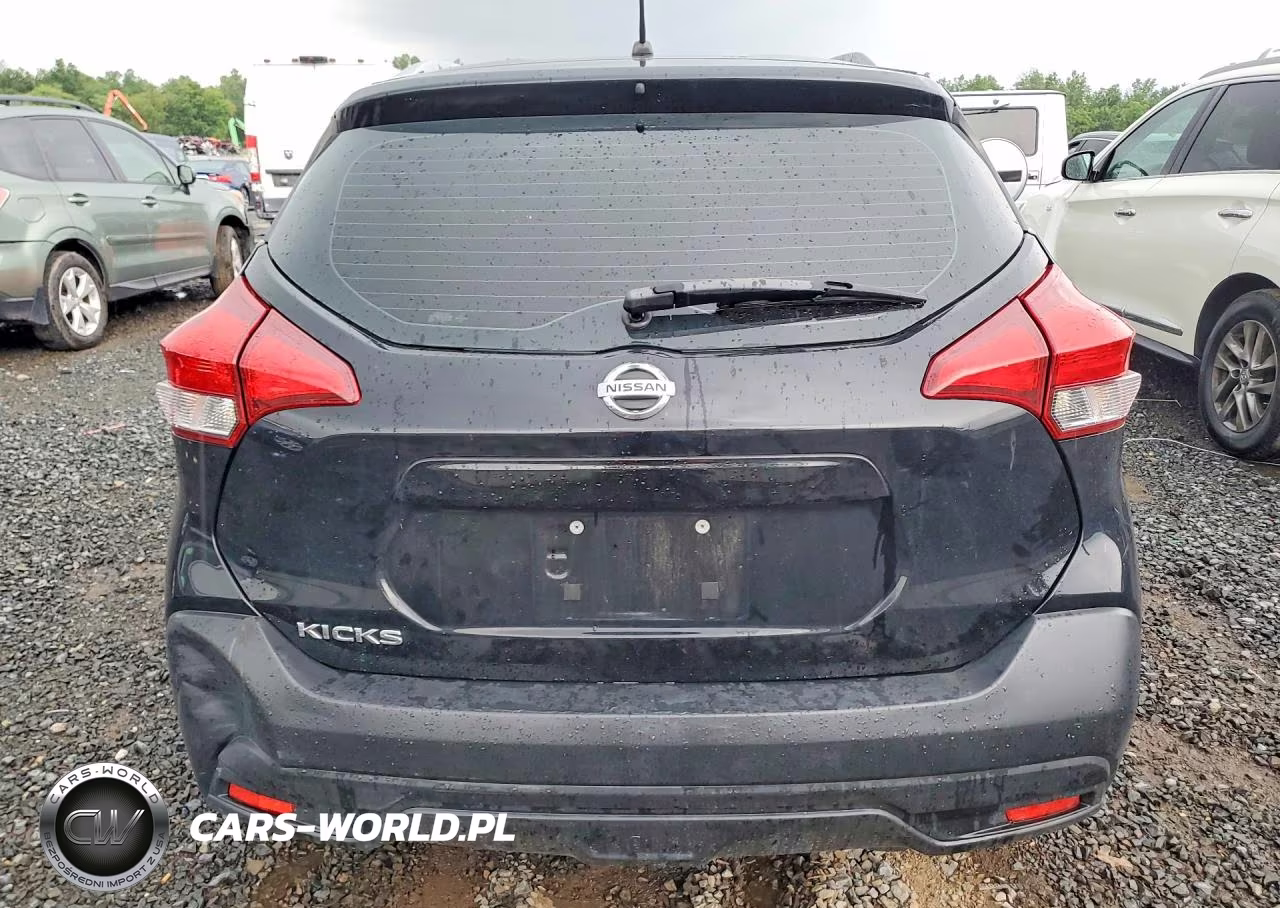 2019 Nissan Kicks S VIN:3N1CP5CUXKL530828 - 6