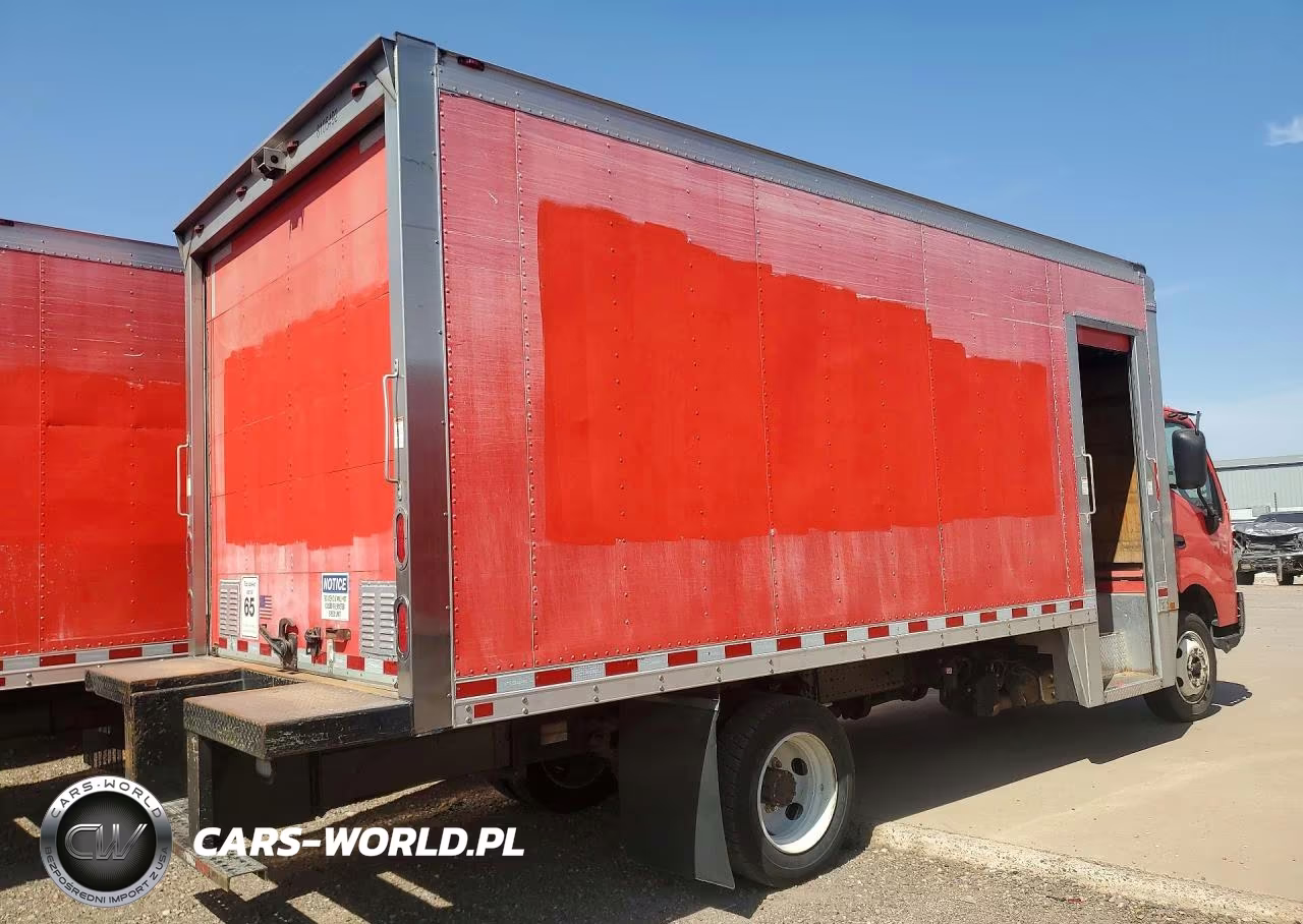 2018 Hino 195 Box Truck VIN:JHHSDM2HXJK006205 - 3