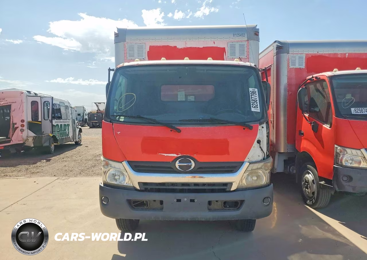 2018 Hino 195 Box Truck VIN:JHHSDM2HXJK006205 - 5
