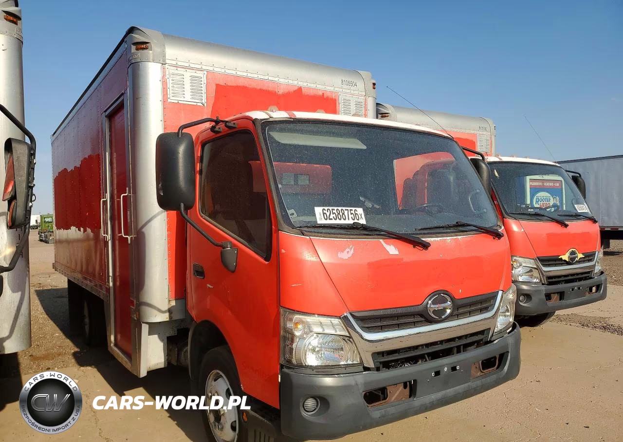 2018 Hino 195 Box Truck VIN:JHHSDM2H0JK006410 - 4