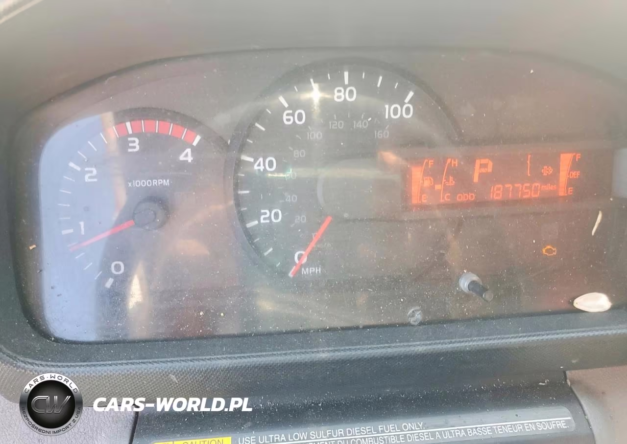 2018 Hino 195 Box Truck VIN:JHHSDM2H0JK006410 - 9