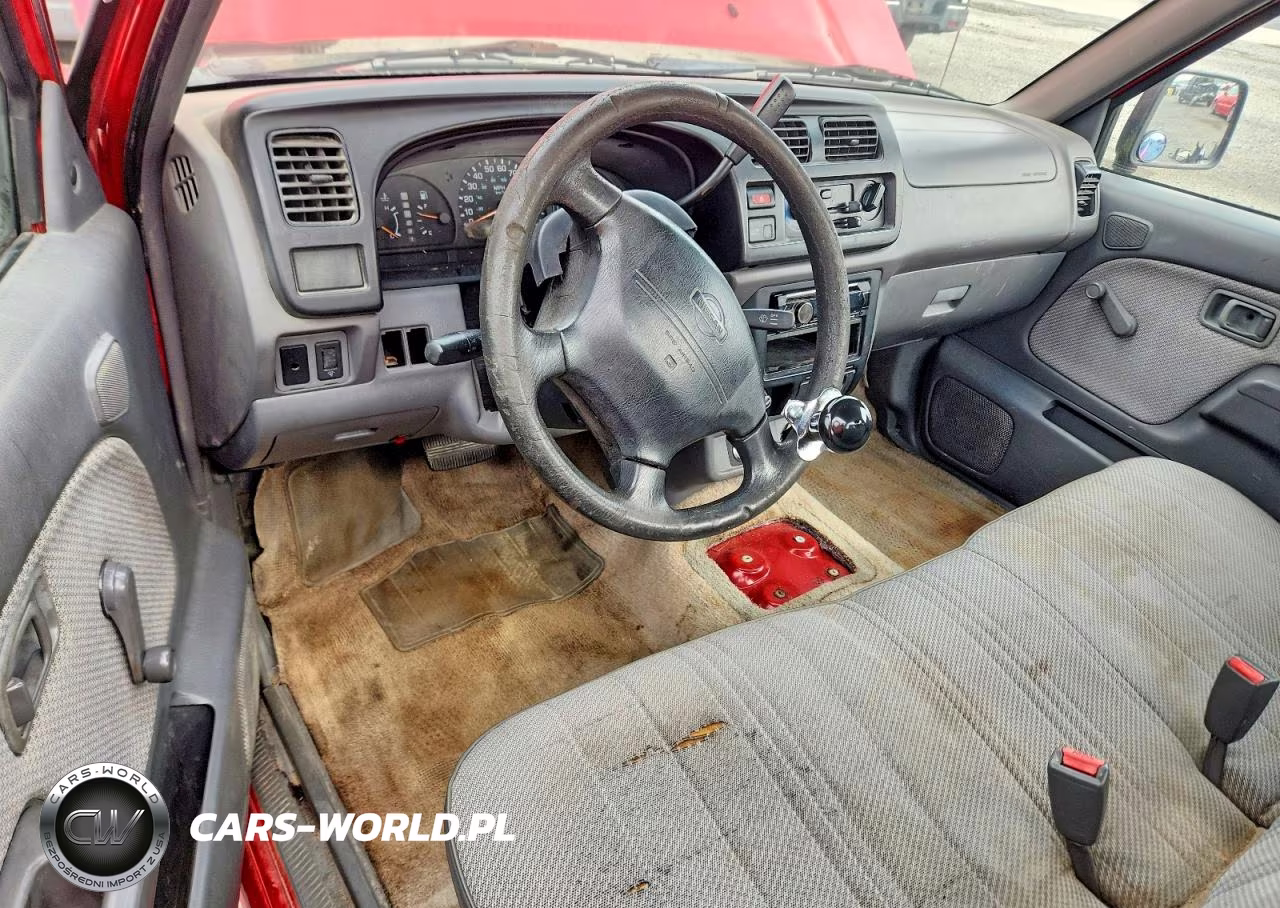 1999 Nissan Frontier Xe VIN:1N6DD21S7XC302747 - 8