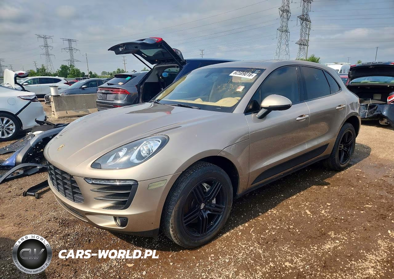 2015 Porsche Macan S