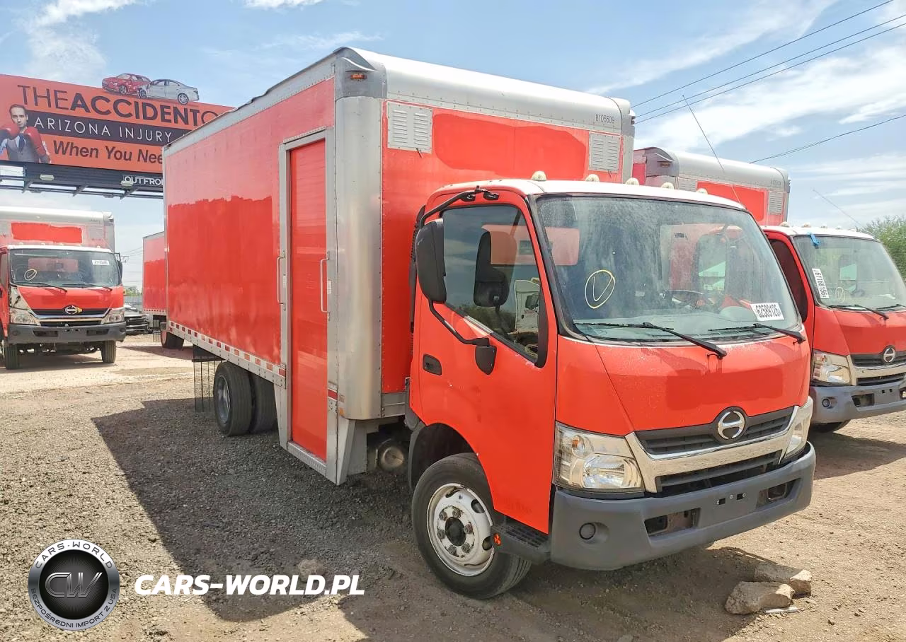 2018 Hino 195 Box Truck VIN:JHHSDM2H9JK006308 - 4