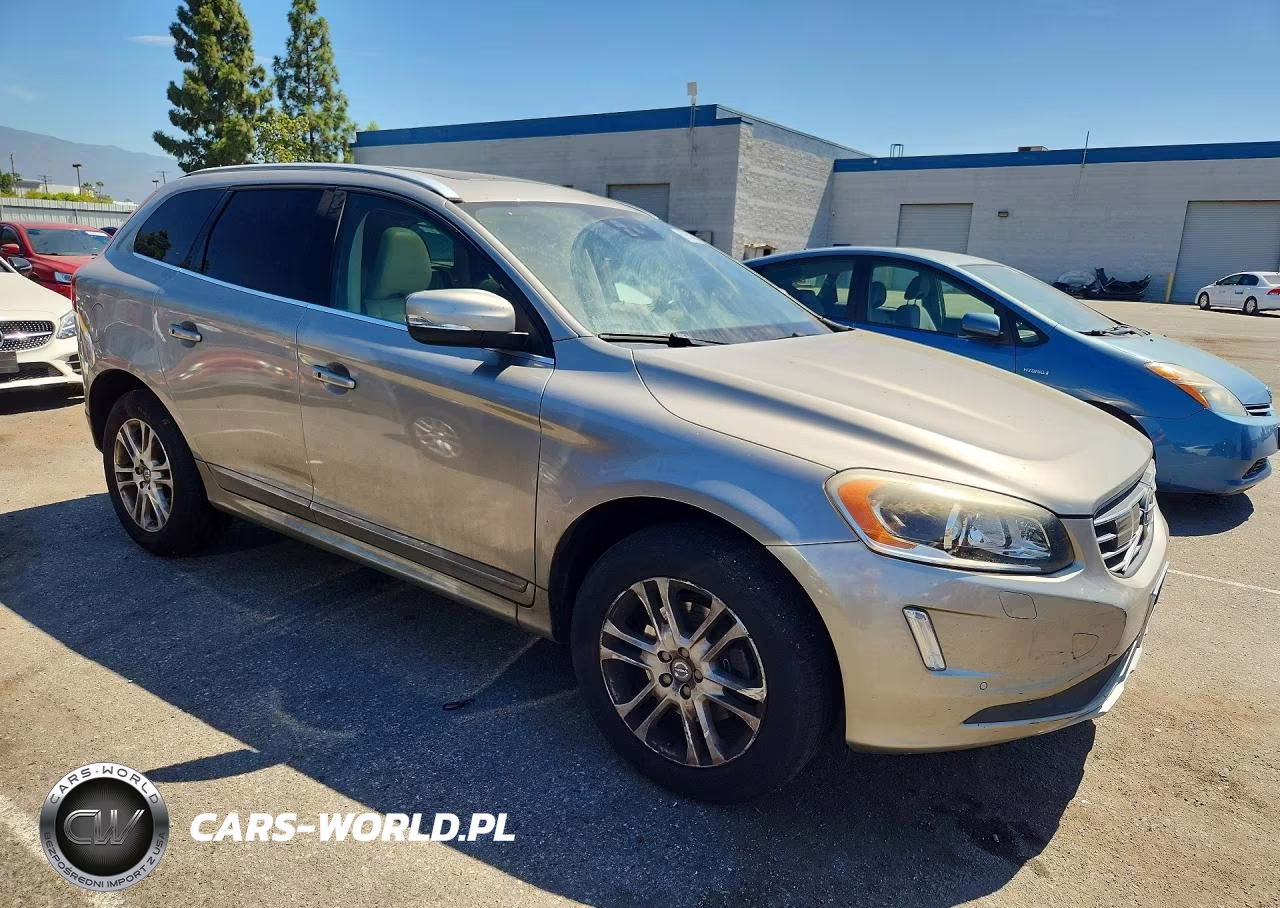 2016 Volvo Xc60 T5 Platinum VIN:YV4612RM1G2810838 - 4