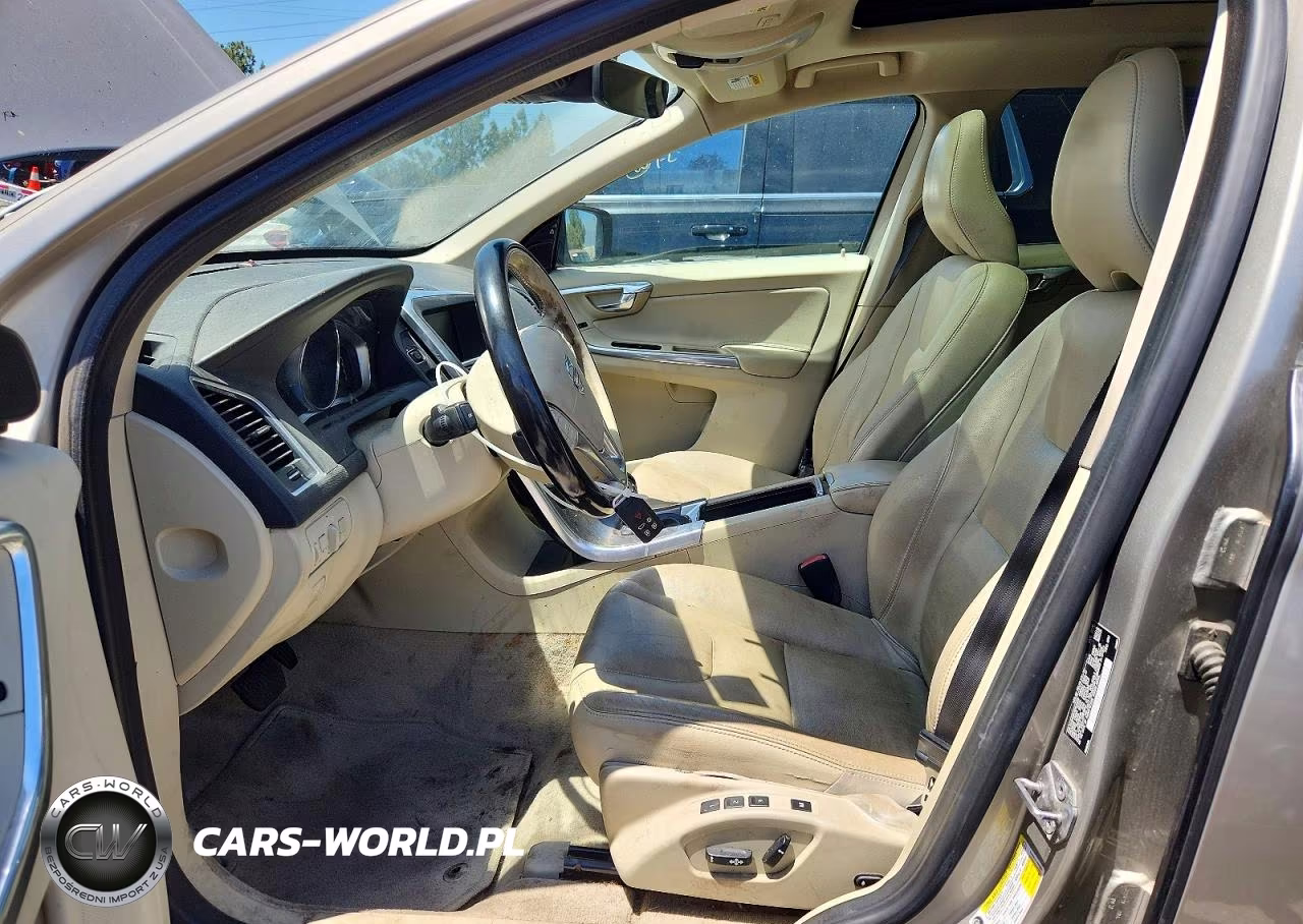 2016 Volvo Xc60 T5 Platinum VIN:YV4612RM1G2810838 - 7