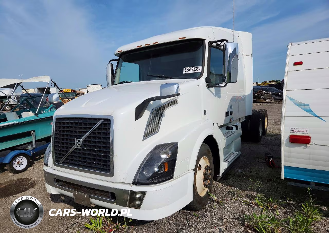 2015 Volvo Vnl Semi Truck