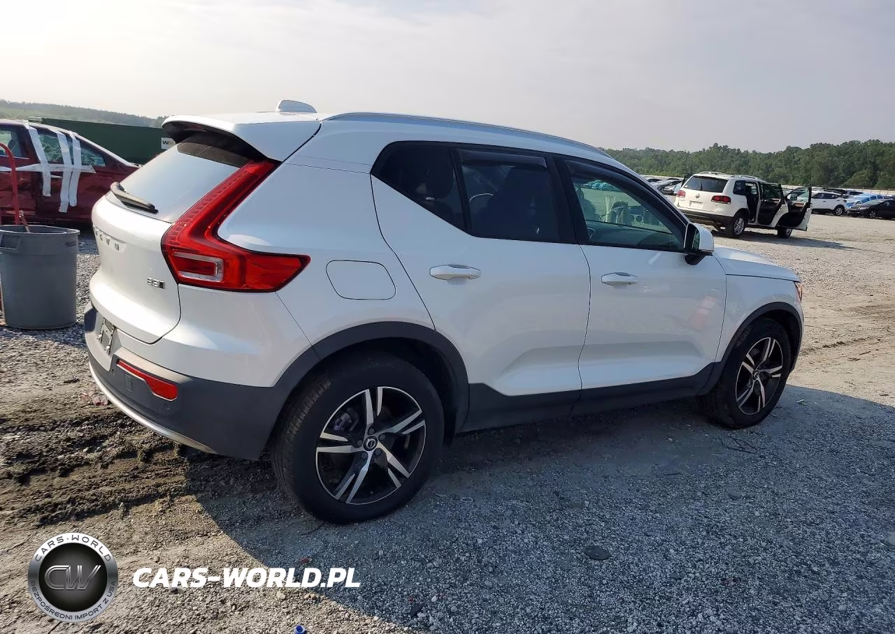 2023 Volvo Xc40 Core VIN:YV4L12UK0P2951022 - 3