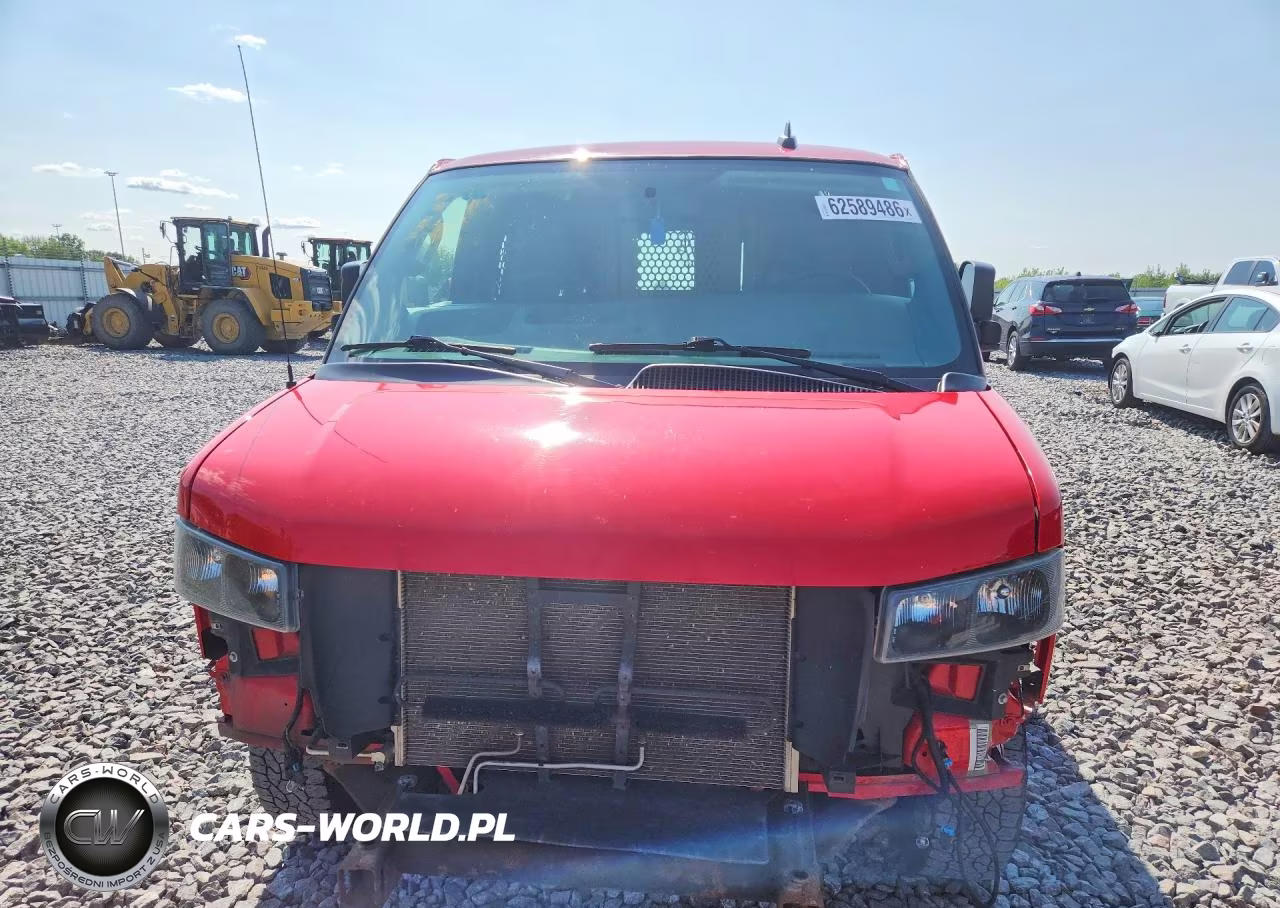 2018 Chevrolet Express G2500 VIN:1GCWGBFG6J1175788 - 5