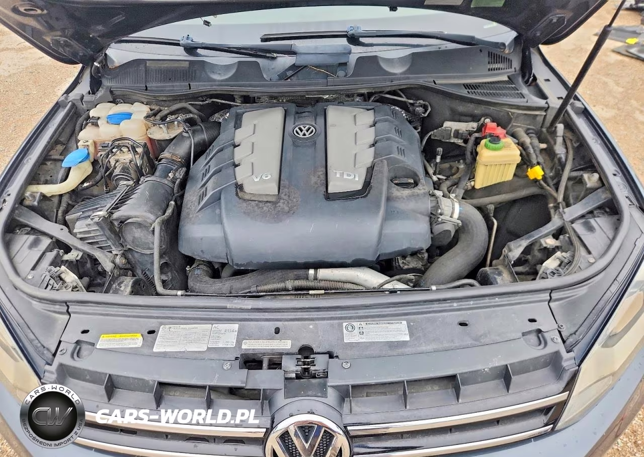 VOLKSWAGEN TOUAREG V6 VIN:WVGEP9BP1DD007968 - 11