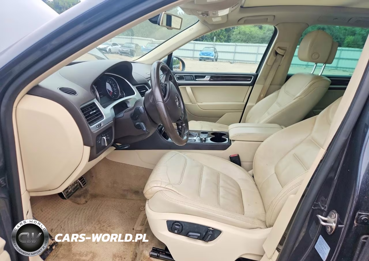 VOLKSWAGEN TOUAREG V6 VIN:WVGEP9BP1DD007968 - 7