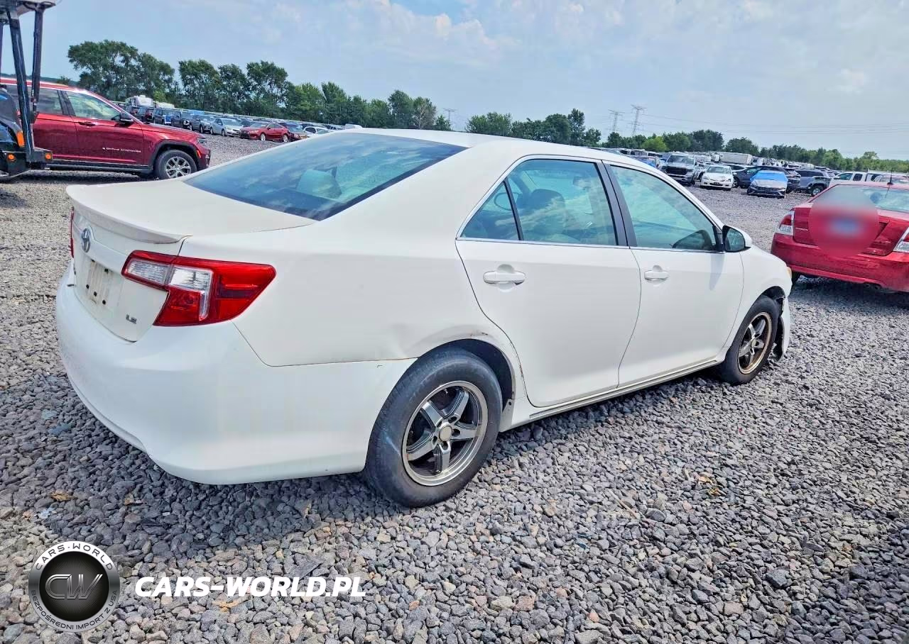 2012 Toyota Camry Le VIN:4T1BF1FK2CU520814 - 3