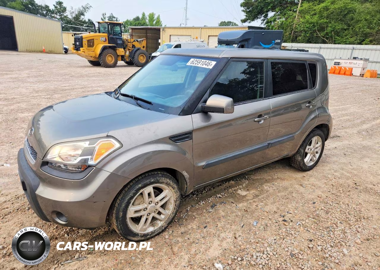 2011 Kia Soul +