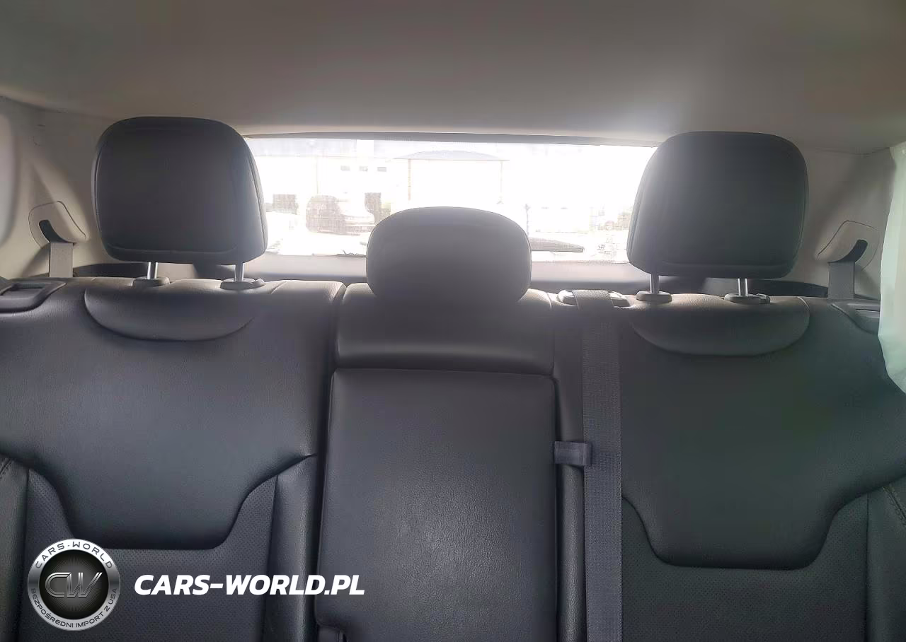 2020 Jeep Compass Limited VIN:3C4NJDCBXLT238842 - 10