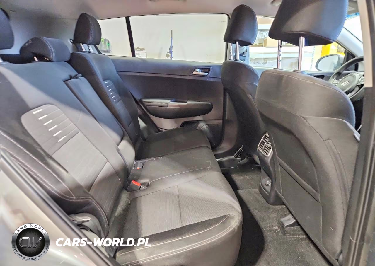 2021 Kia Sportage Lx VIN:KNDPMCAC4M7852880 - 11