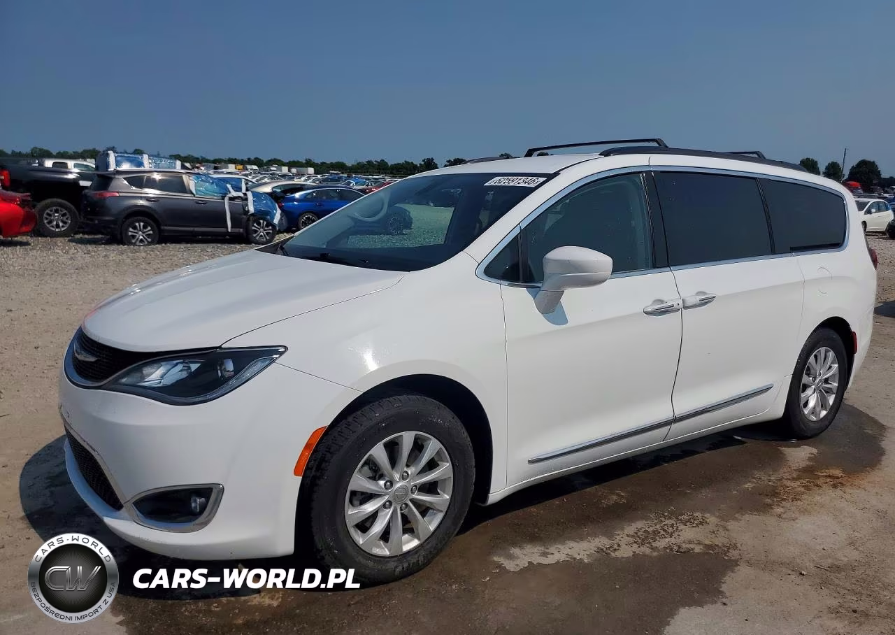 2017 Chrysler Pacifica Touring L