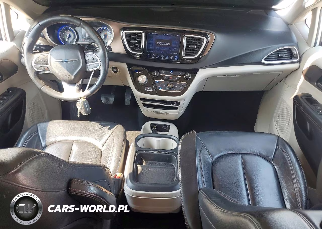 2017 Chrysler Pacifica Touring L VIN:2C4RC1BG0HR683169 - 8