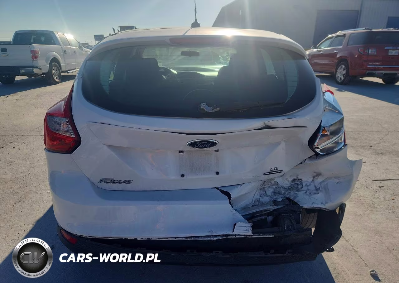 2013 Ford Focus Se VIN:1FADP3K20DL189174 - 6