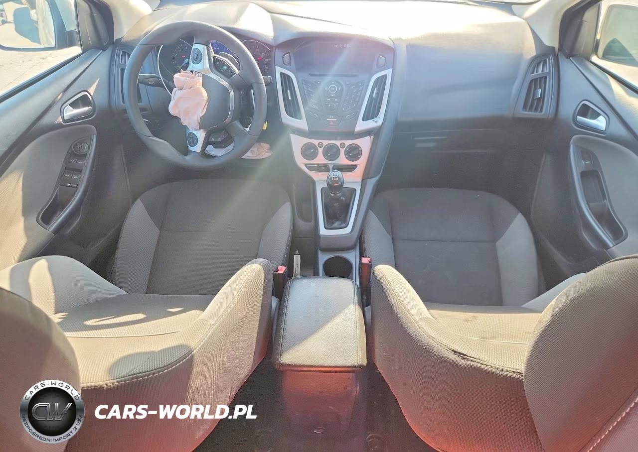 2013 Ford Focus Se VIN:1FADP3K20DL189174 - 8