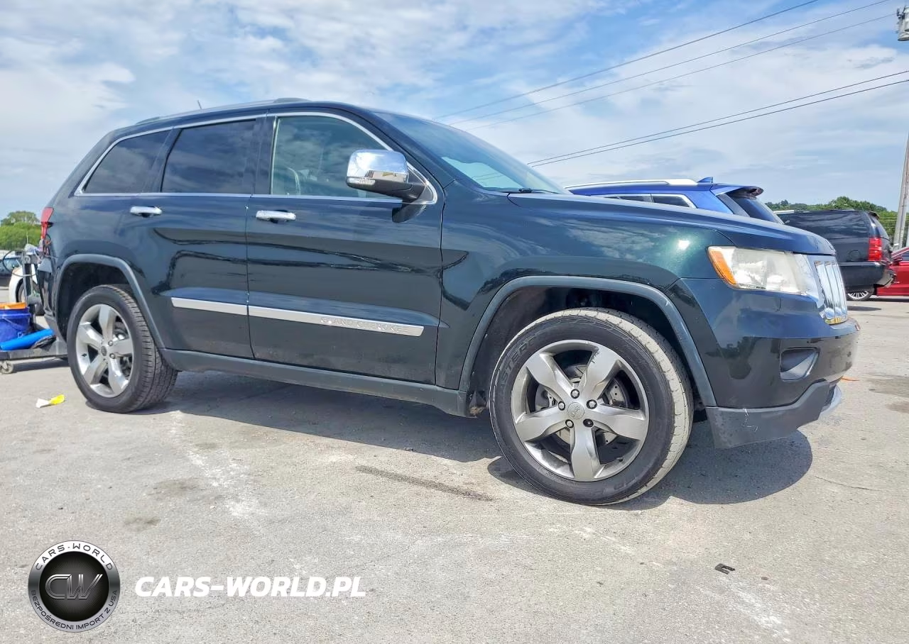 2013 Jeep Grand Cherokee Overland VIN:1C4RJFCTXDC619139 - 4
