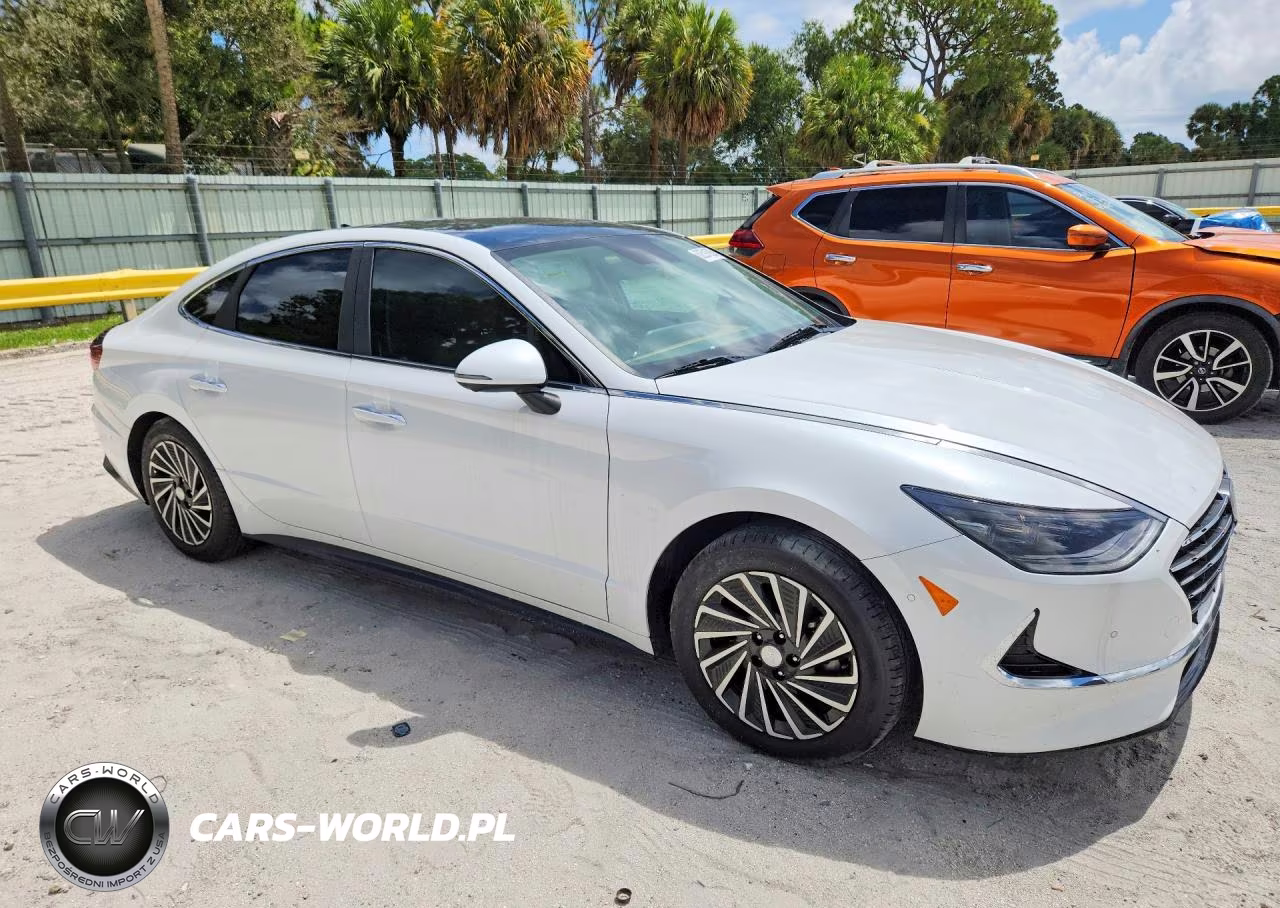 2022 Hyundai Sonata Hybrid Limited VIN:KMHL54JJ3NA038932 - 4