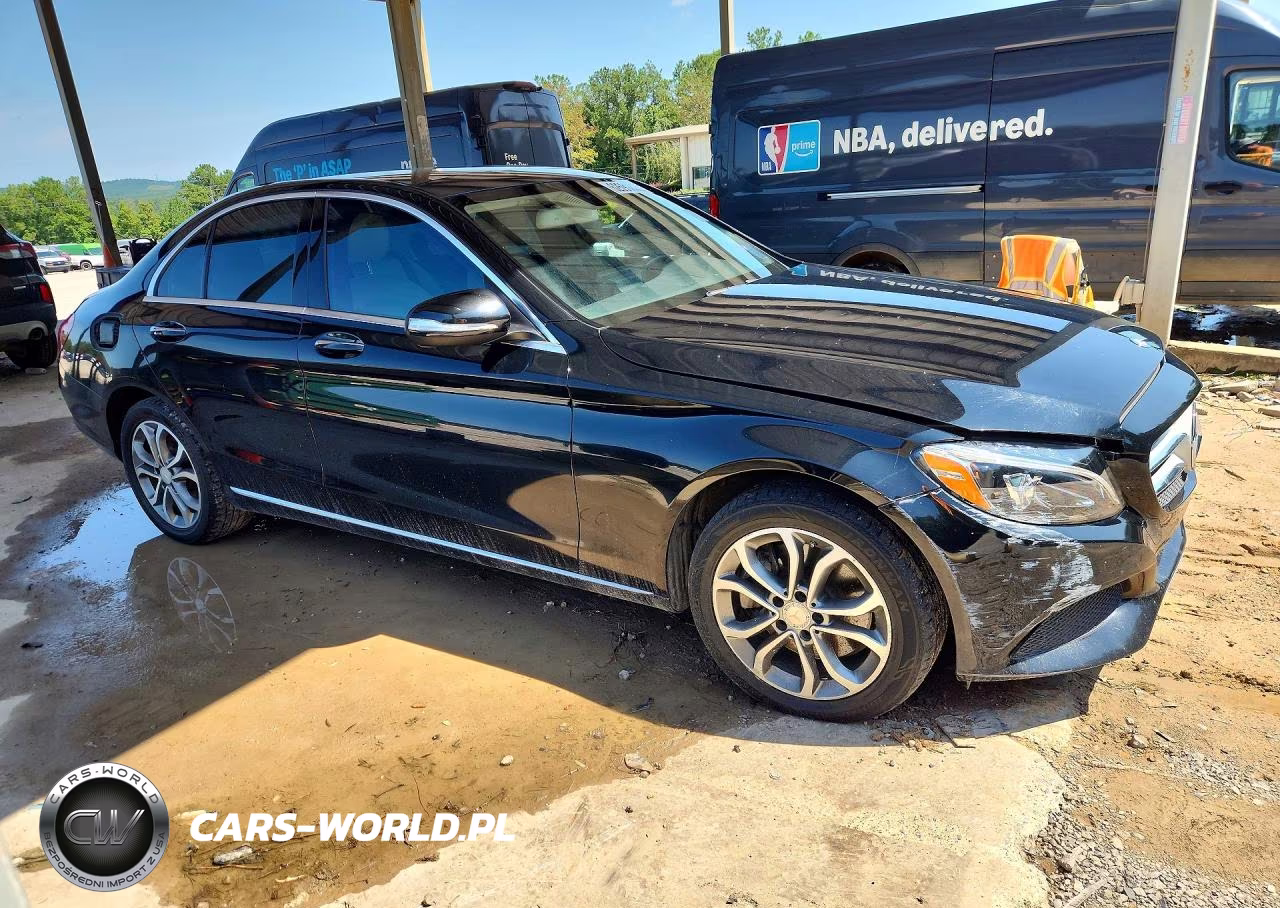 2015 Mercedes-Benz C 300 4Matic VIN:55SWF4KB8FU001212 - 4