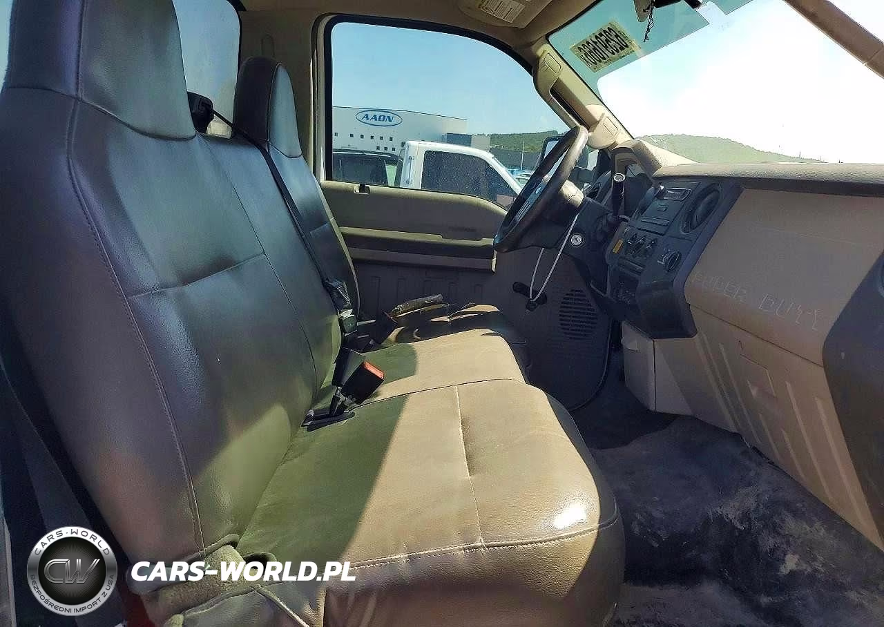 2009 Ford F550 Super Duty VIN:1FDAF56R19EA98599 - 10