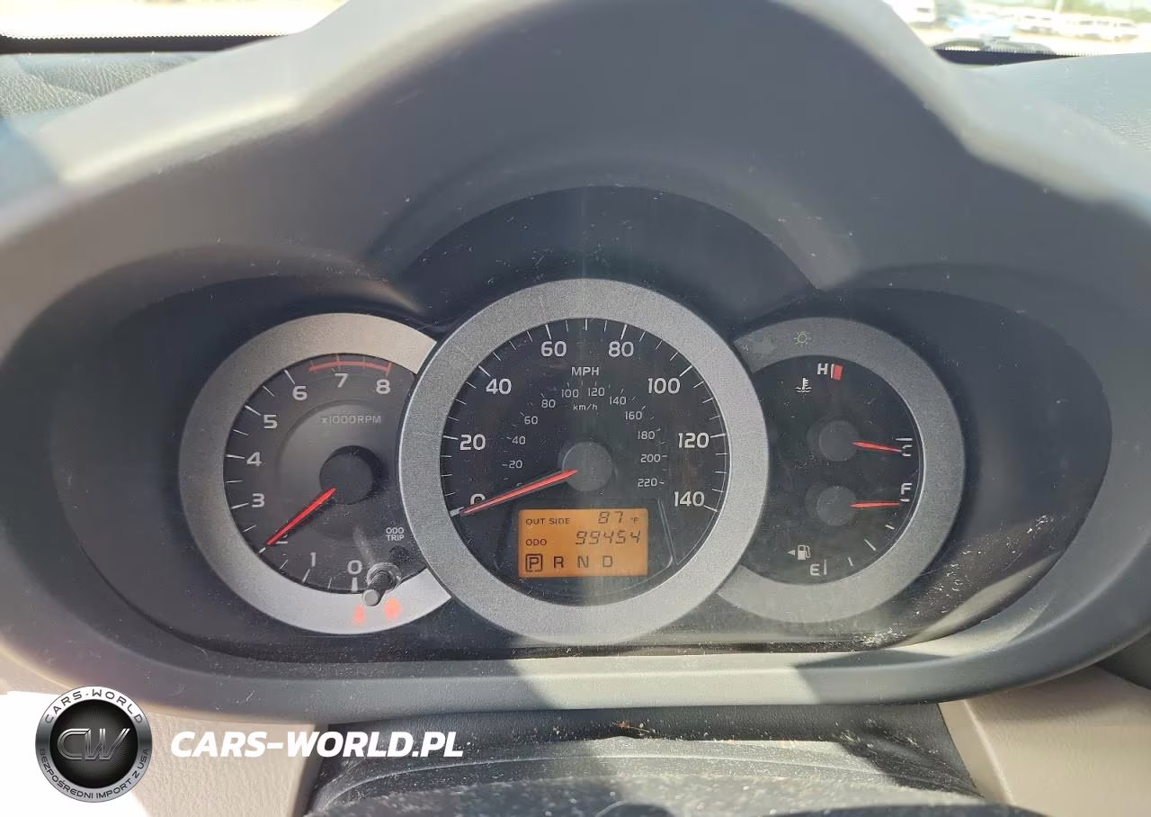 2006 Toyota Rav4 Base VIN:JTMZD33V666000997 - 9
