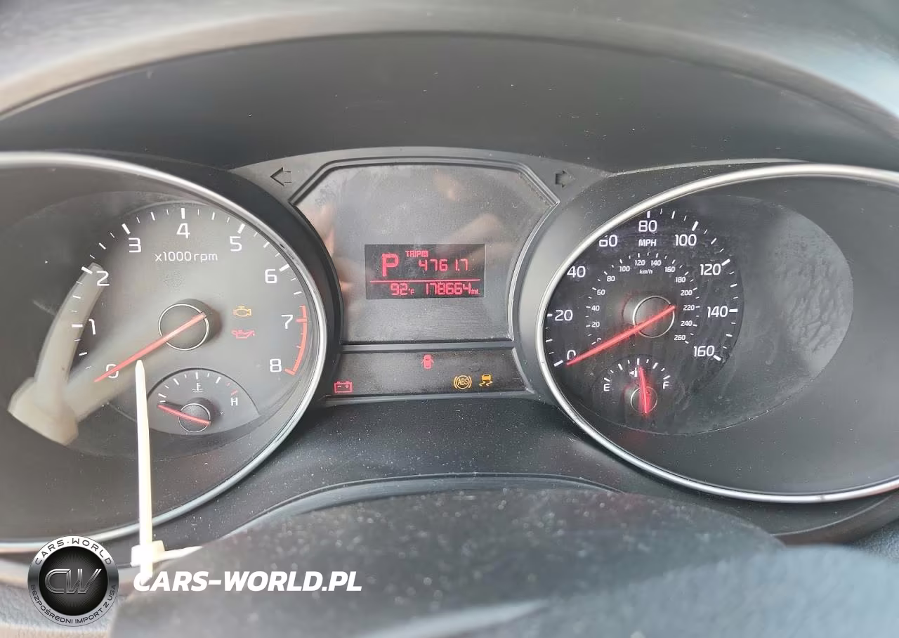 2015 Kia Sedona Lx VIN:KNDMB5C11F6066043 - 9