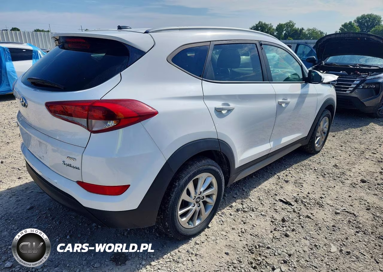 2017 Hyundai Tucson Se VIN:KM8J3CA42HU324615 - 3
