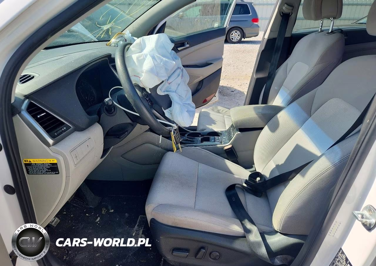 2017 Hyundai Tucson Se VIN:KM8J3CA42HU324615 - 7