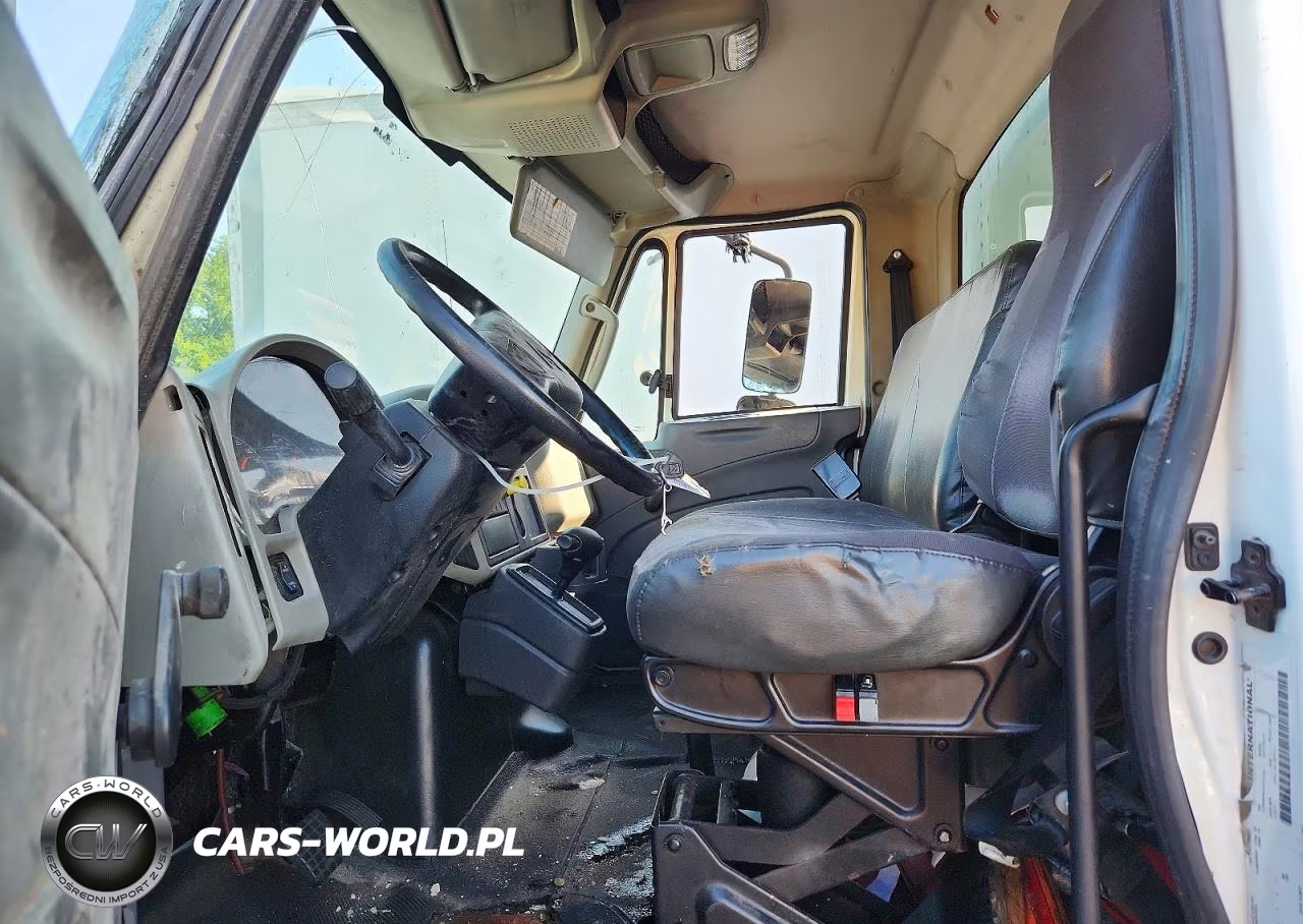 2019 International 4300 Box Truck VIN:1HTMMMML0KH570136 - 7