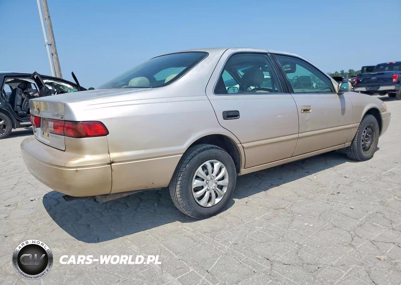 1997 Toyota Camry Le VIN:4T1BG22K0VU816927 - 3
