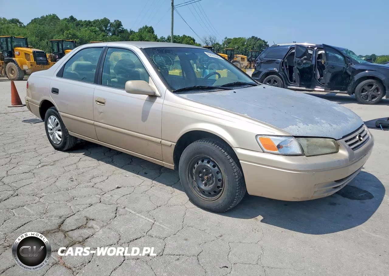 1997 Toyota Camry Le VIN:4T1BG22K0VU816927 - 4
