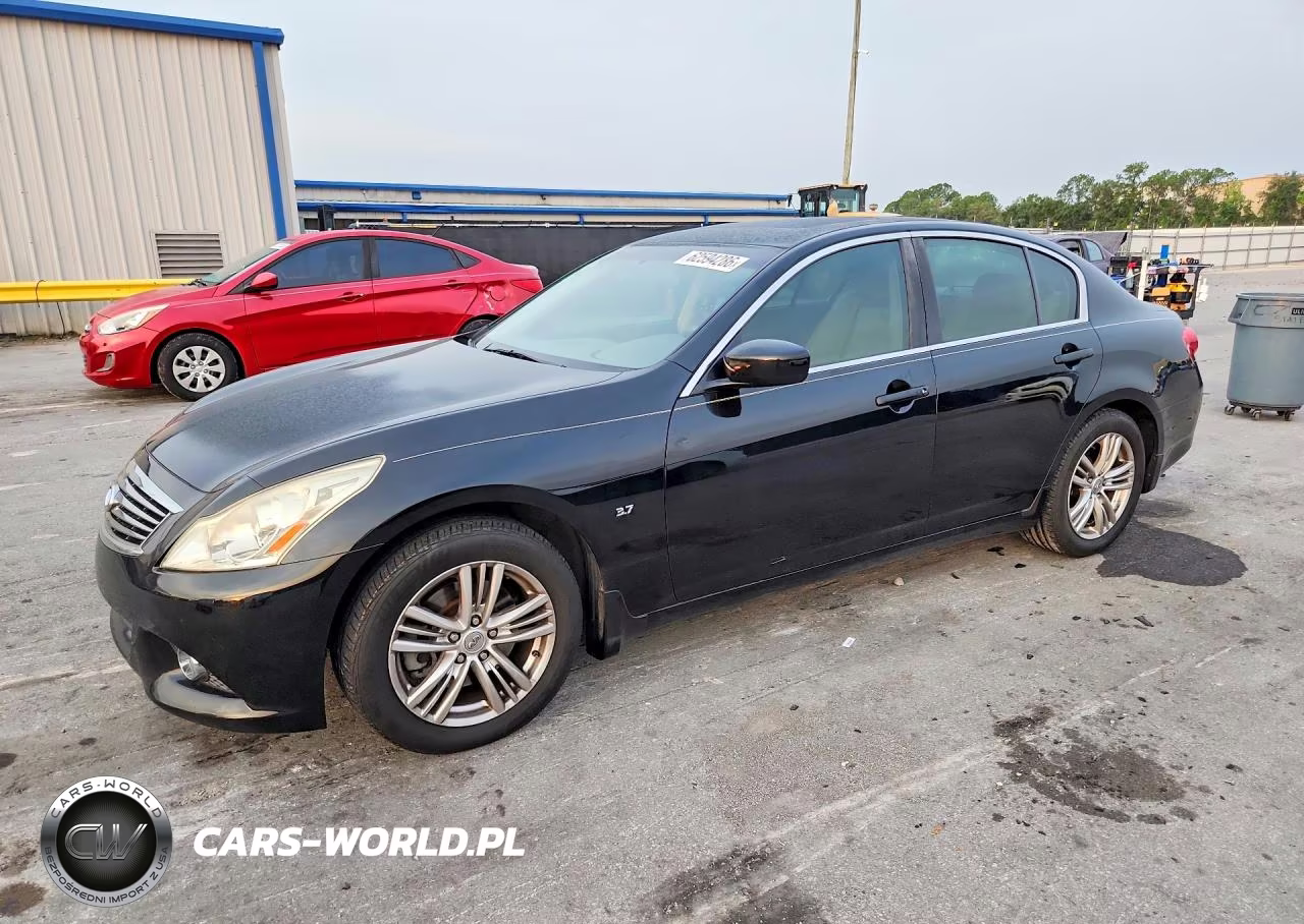 2015 Infiniti Q40 Base