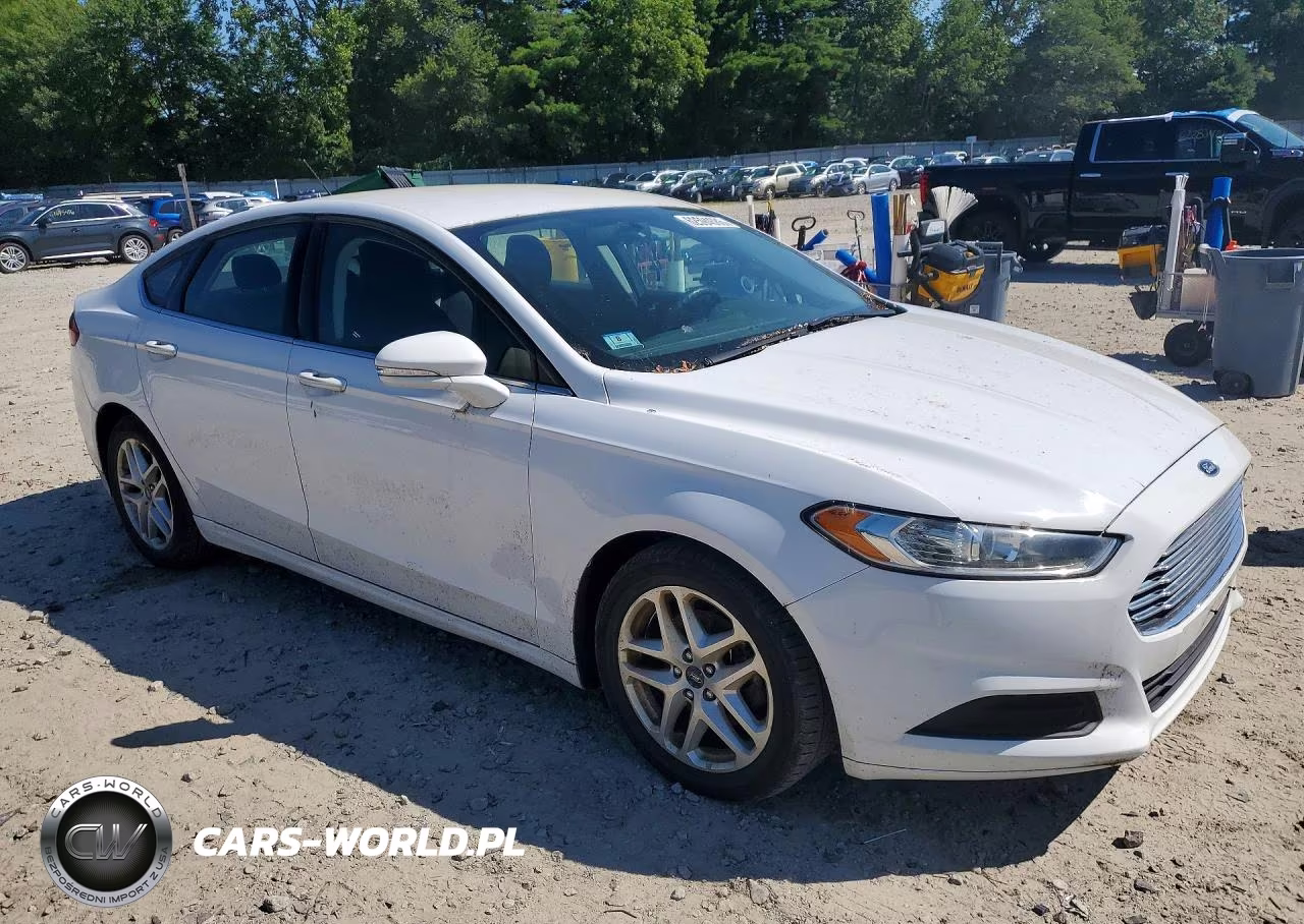 2015 Ford Fusion Se VIN:1FA6P0H70F5114718 - 4