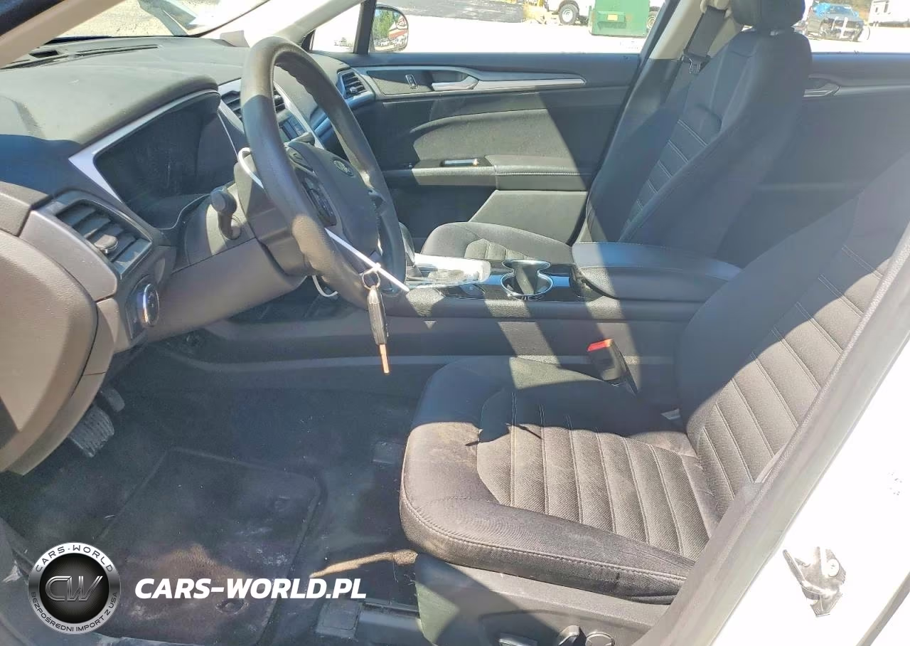 2015 Ford Fusion Se VIN:1FA6P0H70F5114718 - 7