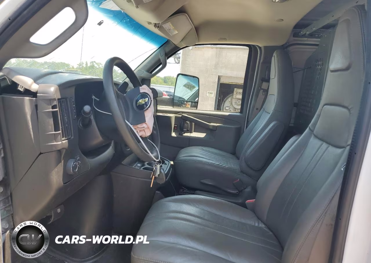 2017 Chev Express G2500 VIN:1GCWGAFF8H1320471 - 7