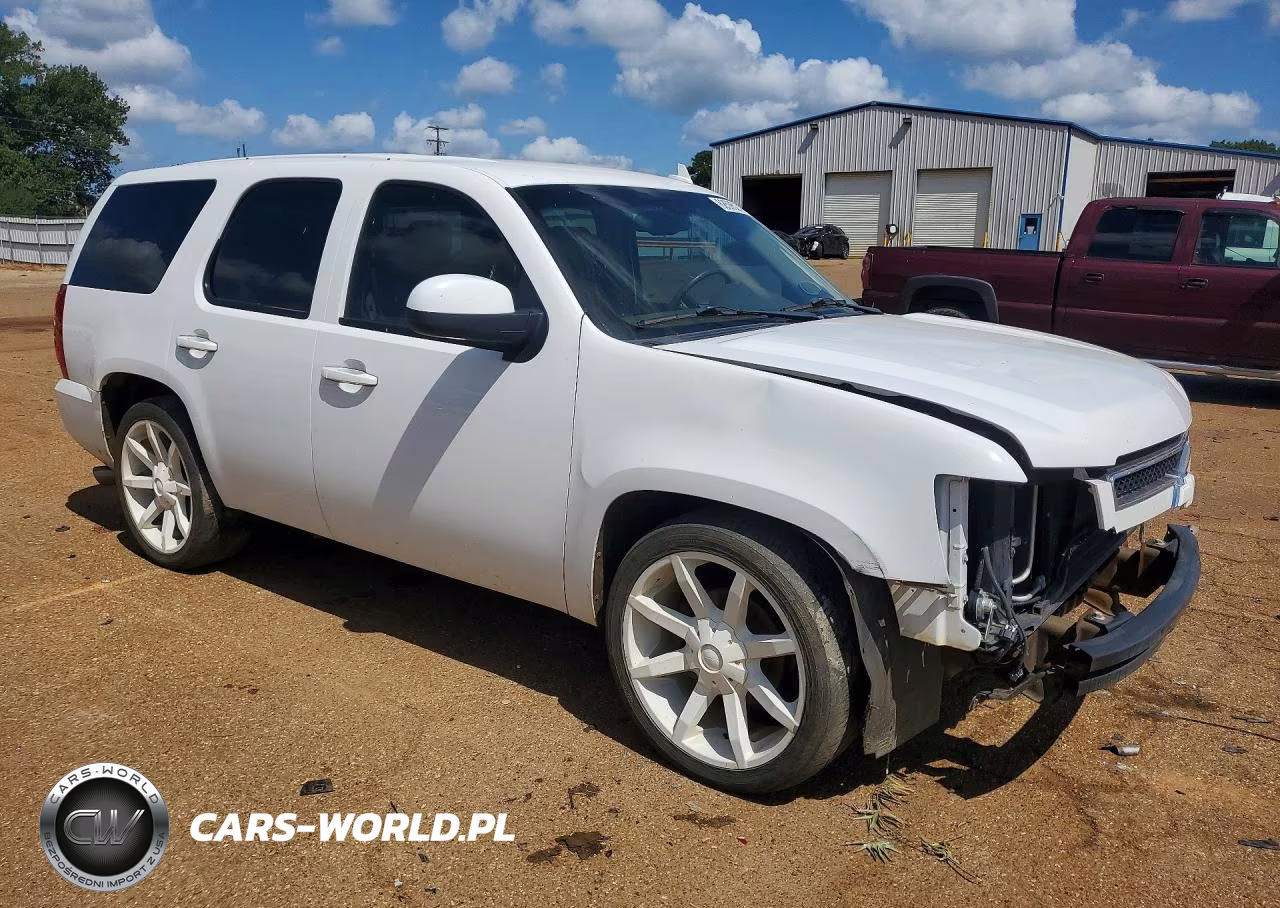2011 Chevrolet Tahoe C1500 Lt VIN:1GNSCBE07BR400163 - 4