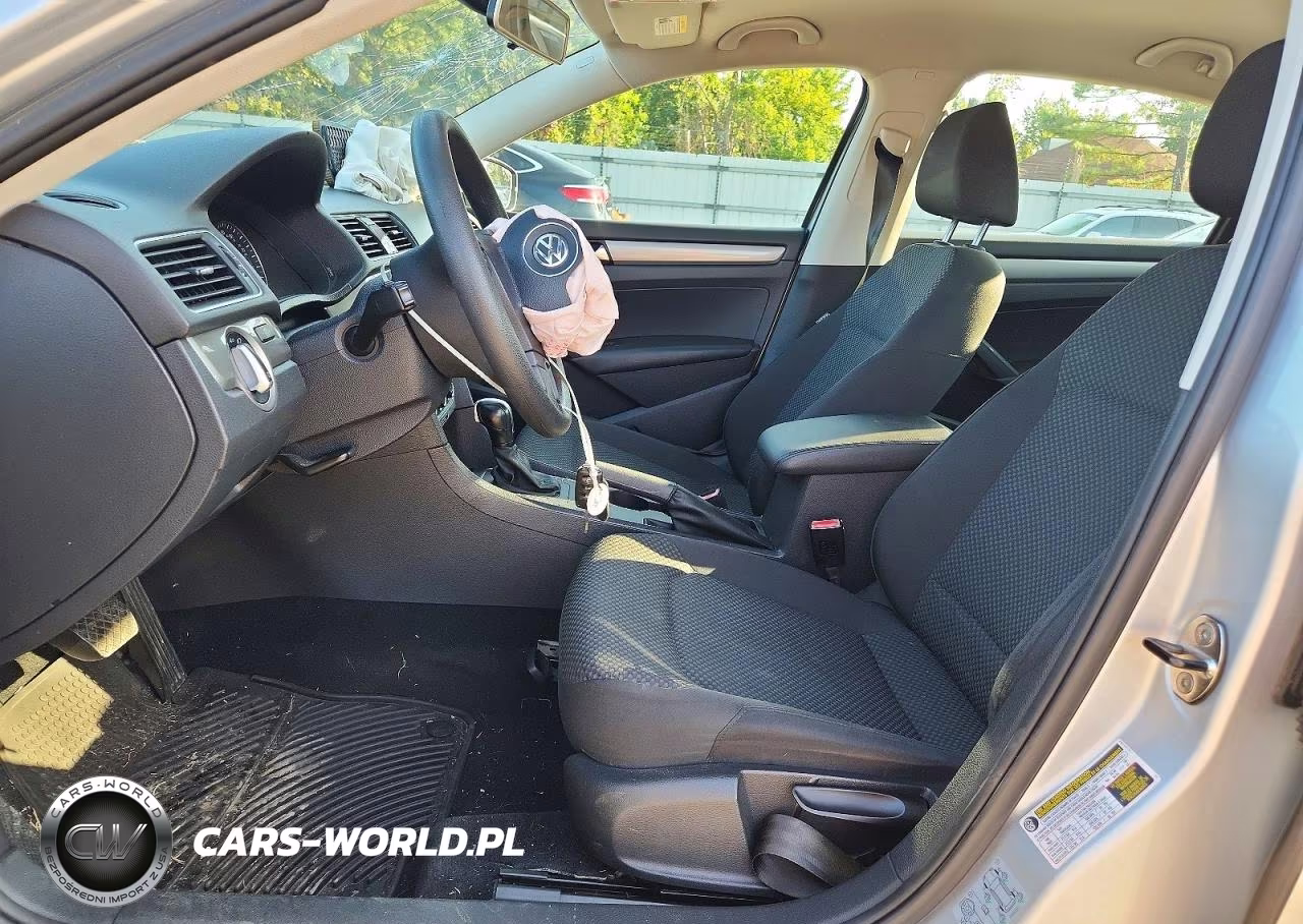 2013 Volkswagen Passat S VIN:1VWAP7A31DC030840 - 7